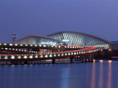 上海浦東國際機(jī)場選擇賀眾牌飲水機(jī)